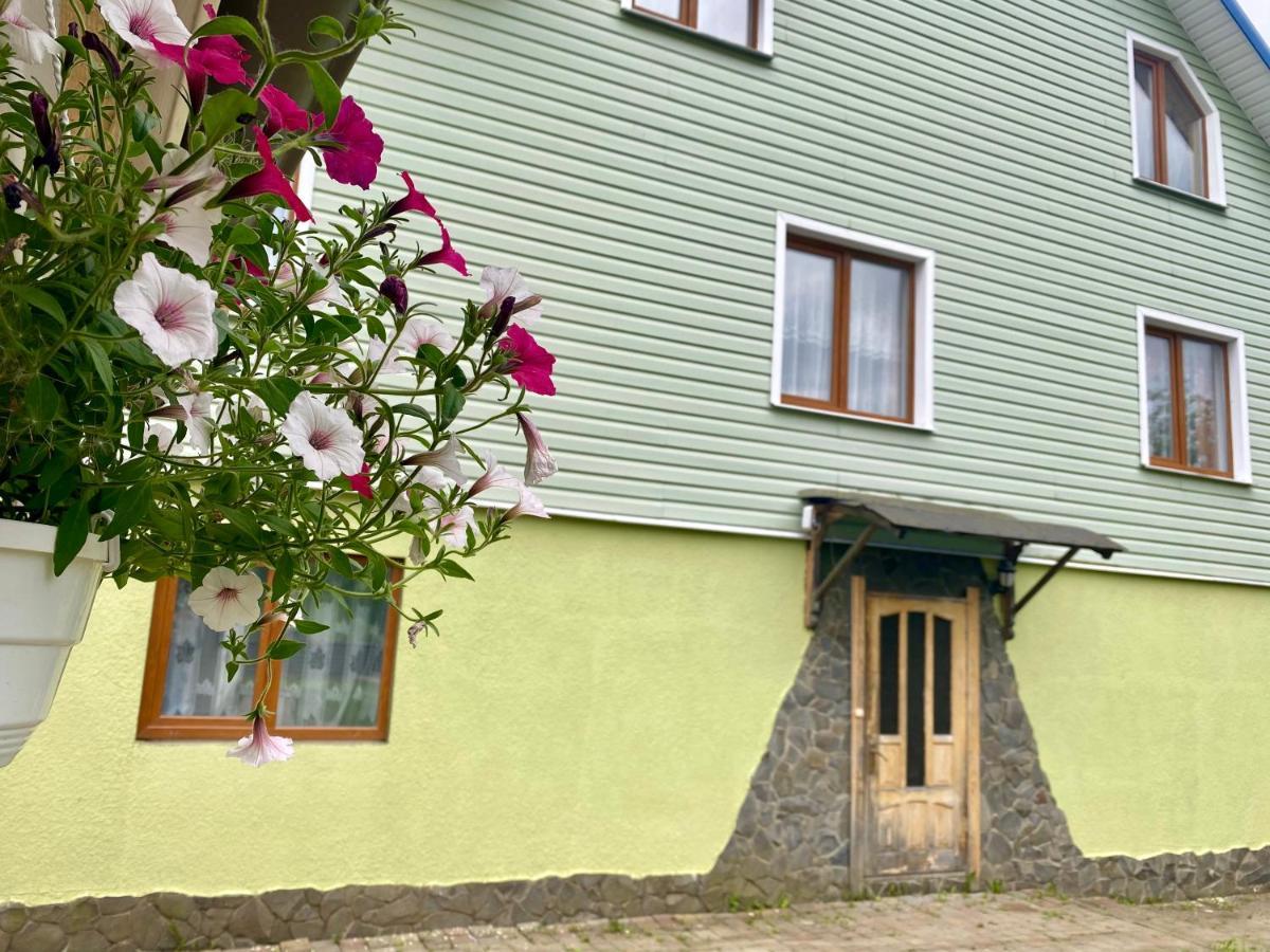 Medova Hata Verkhnyaya Rozhanka Exterior foto