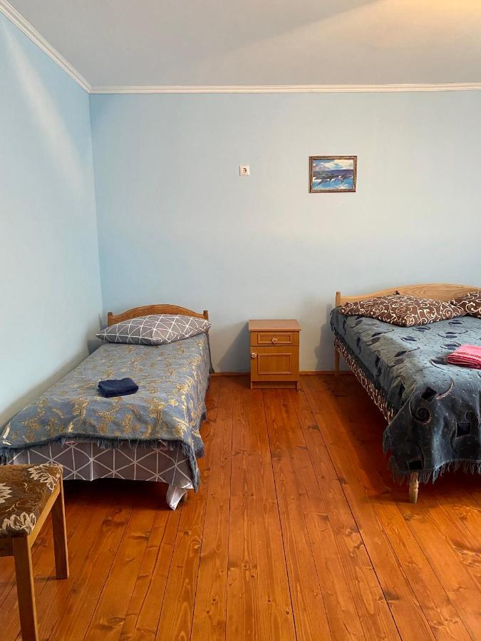 Medova Hata Verkhnyaya Rozhanka Exterior foto