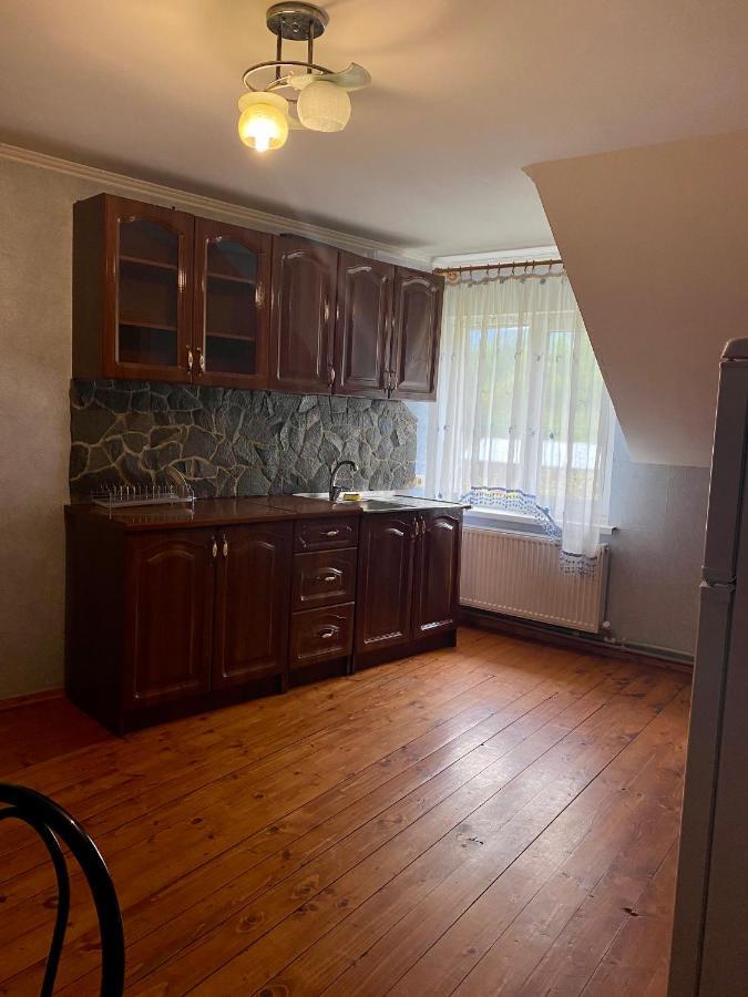 Medova Hata Verkhnyaya Rozhanka Exterior foto