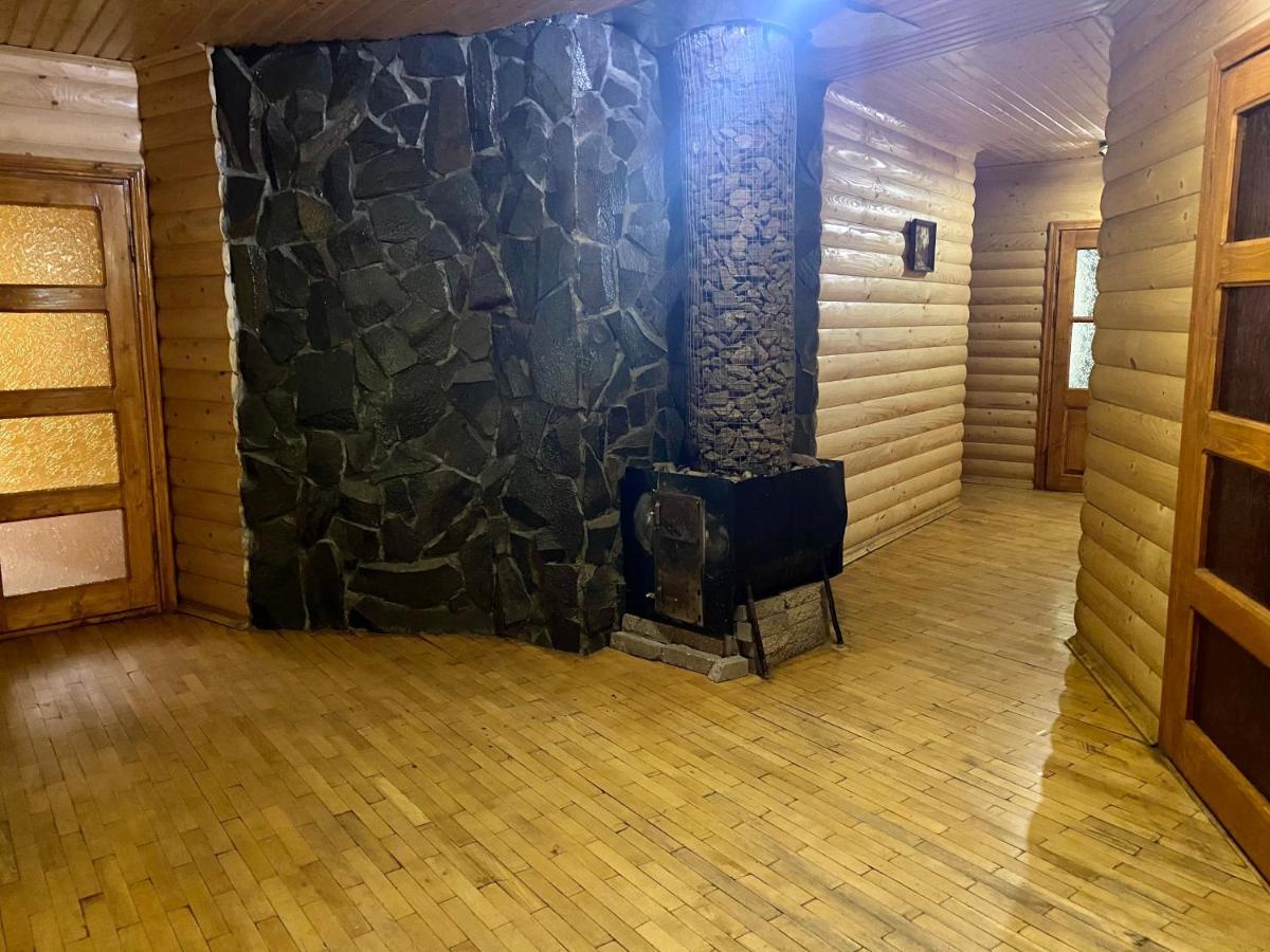 Medova Hata Verkhnyaya Rozhanka Exterior foto